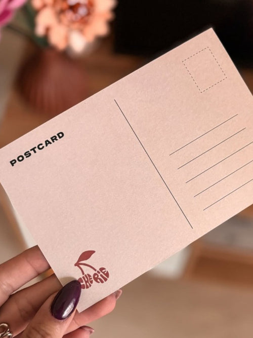 Card Postal "Everything is Alright"