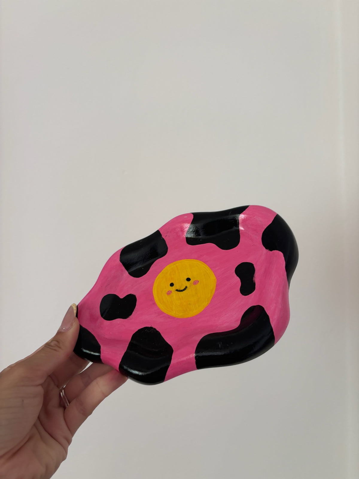 Διακοσμητικό πορσελάνινο δισκάκι Smiley Cow